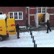 How DHL load their vans